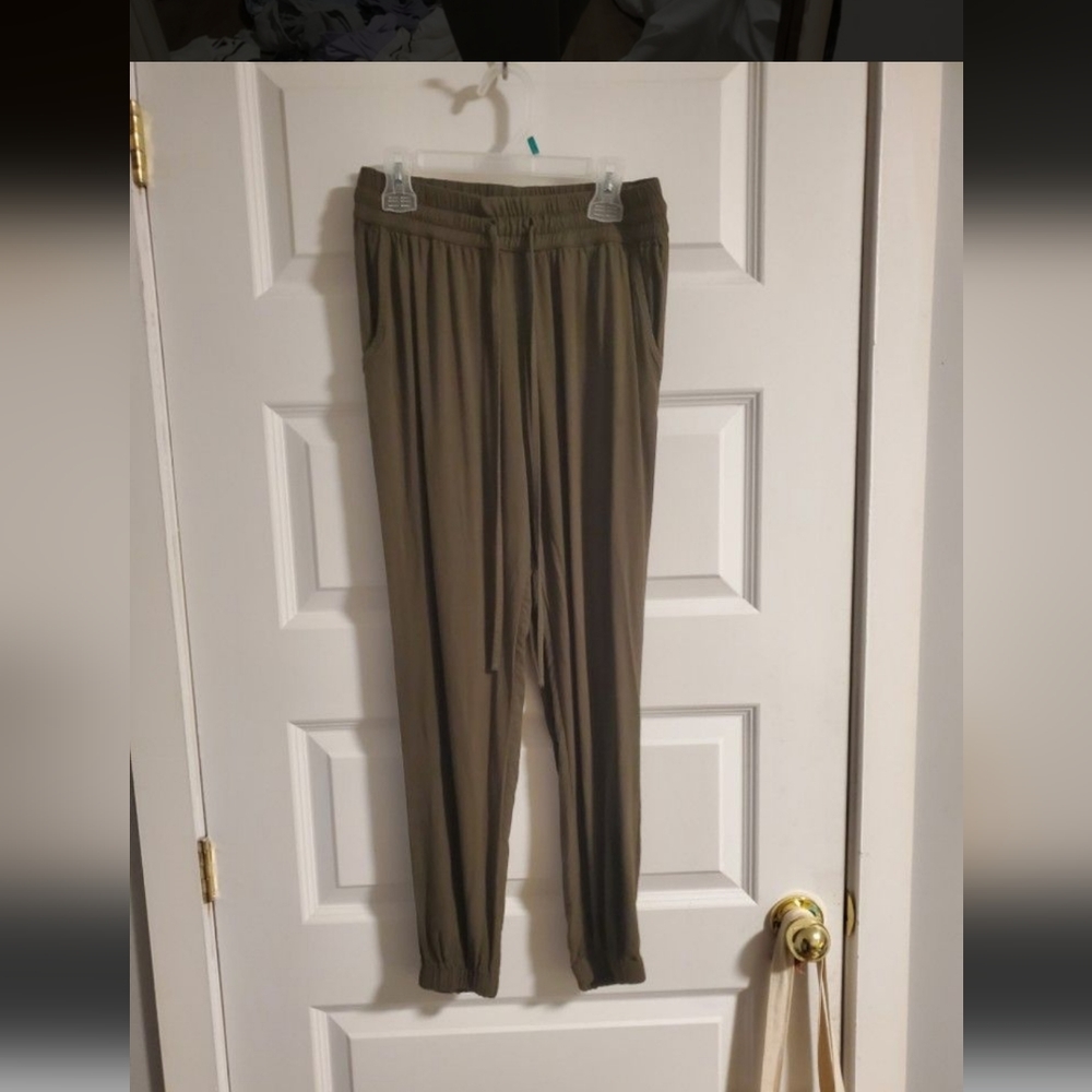 Loose Pants